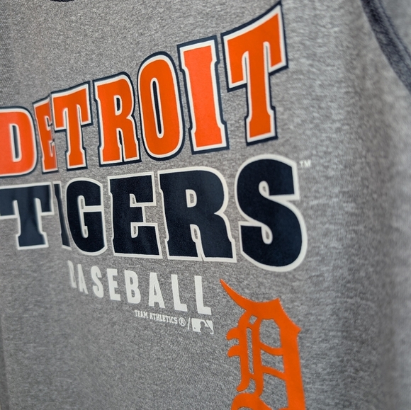 Detroit Tigers Youth T-Shirt Sz 8 Gray Short Sleeve Baseball Tee Unisex Boys MLB - Picture 3 of 5